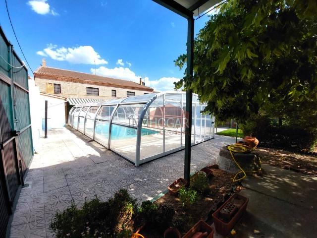 Vivienda exclusiva de 230 m2 en venta Gutierre Muñoz, España