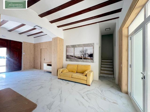 Vivienda exclusiva de 246 m2 en alquiler Torrente, España