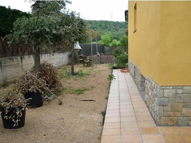 Vivienda exclusiva de 240 m2 en venta Sant Julià de Vilatorta, Cataluña
