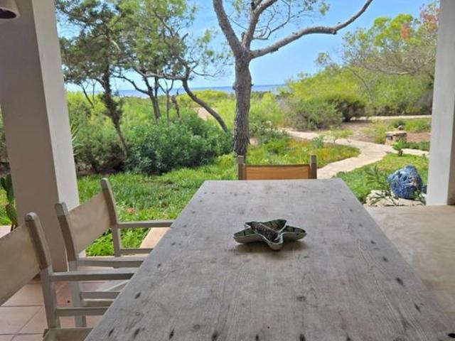 Vivienda exclusiva de 243 m2 en venta Formentera, España