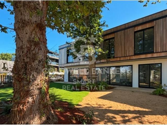 Vivienda exclusiva de 257 m2 en venta Oleiros, España