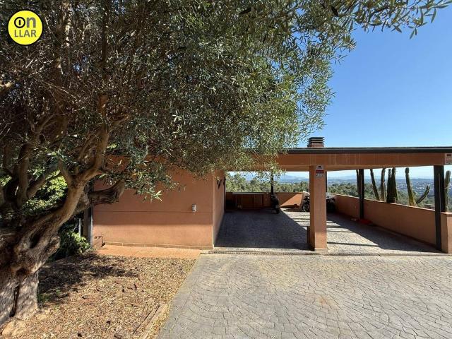 Vivienda exclusiva de 272 m2 en venta L'Ametlla del Vallès, Cataluña