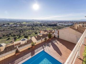 Vivienda exclusiva de 285 m2 en venta Granada, Andalucía