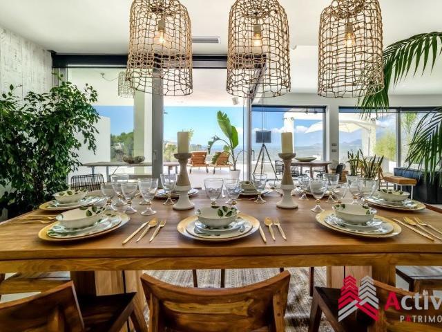 Vivienda exclusiva de 280 m2 en venta Altea, España
