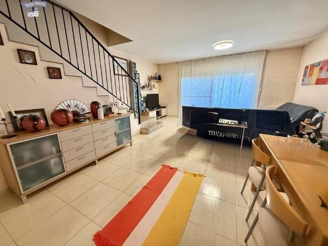 Vivienda exclusiva de 280 m2 en venta Santa Perpetua de Moguda, España