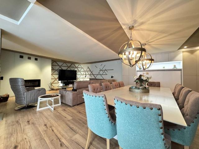 Vivienda exclusiva de 299 m2 en venta Zaragoza, España