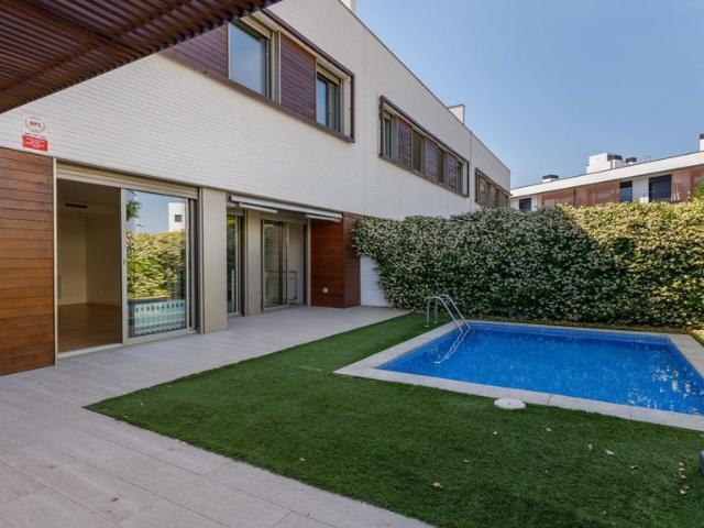 Vivienda exclusiva de 307 m2 en alquiler Sabadell, España