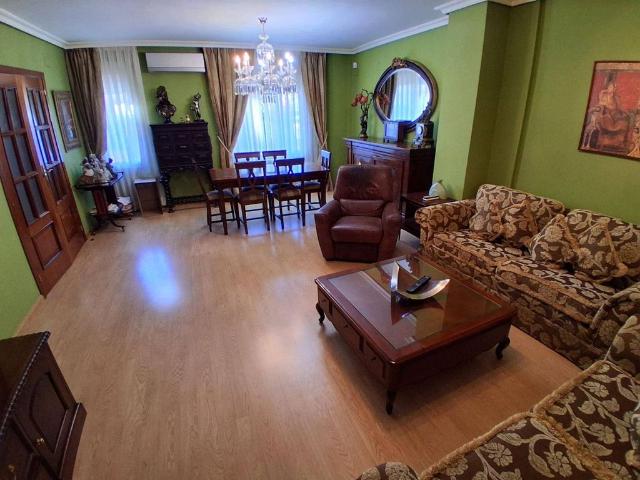 Vivienda exclusiva de 300 m2 en venta Albacete, España