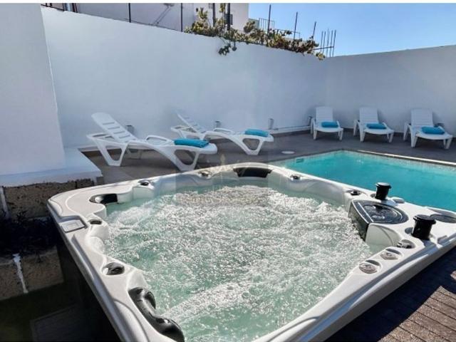 Vivienda exclusiva de 310 m2 en venta San Miguel De Abona, España