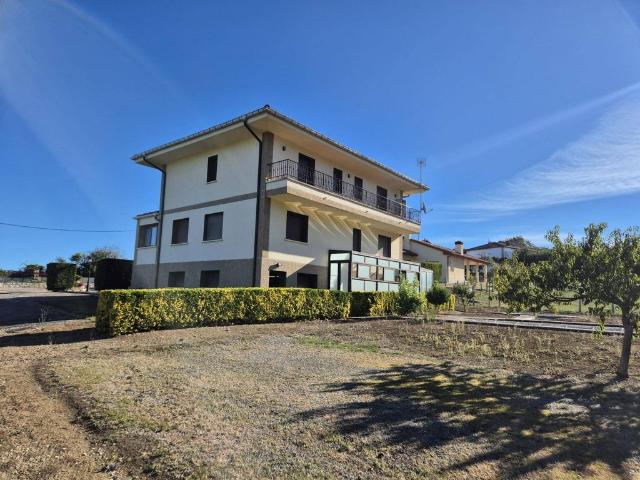 Vivienda exclusiva de 349 m2 en venta Vallejo de Mena, España