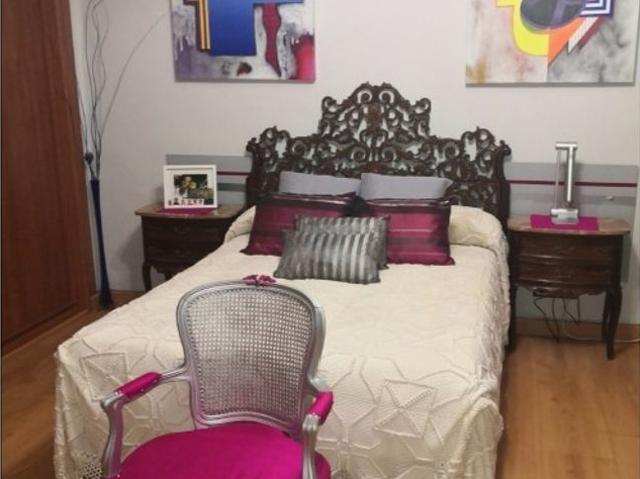 Vivienda de alto standing de 450 m2 en venta Badajoz, España