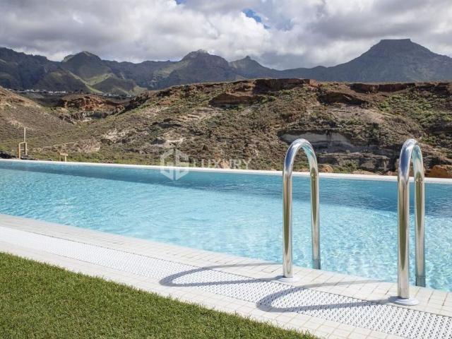 Vivienda exclusiva de 350 m2 en venta Adeje, España