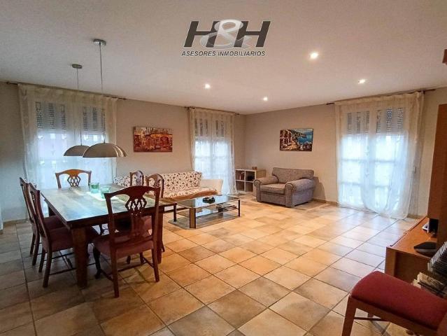 Vivienda exclusiva de 379 m2 en venta Burjassot, España