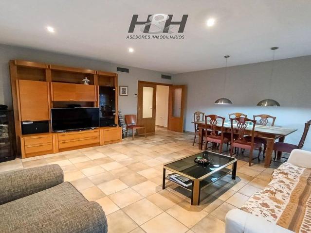 Vivienda exclusiva de 379 m2 en venta Burjassot, España
