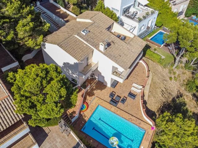 Vivienda exclusiva de 380 m2 en alquiler Tamariu, España