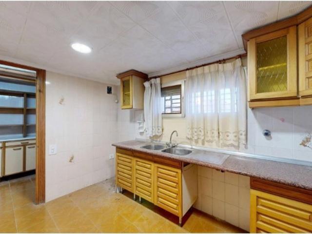 Vivienda exclusiva de 382 m2 en venta Puebla de Vallbona, Comunidad Valenciana