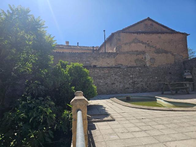 Vivienda exclusiva de 403 m2 en venta La Granja de San Ildefonso, España