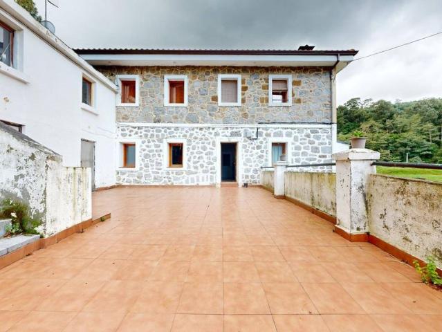Vivienda exclusiva de 420 m2 en venta Abanto Zierbena, País Vasco