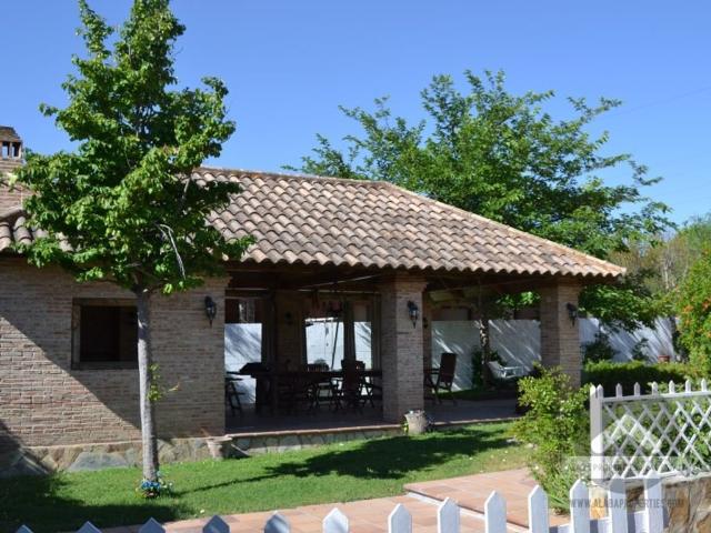 Vivienda exclusiva de 431 m2 en venta Villalbilla, Comunidad de Madrid