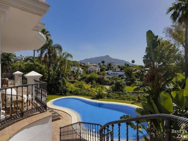 Vivienda exclusiva de 503 m2 en venta Benahavís, Andalucía
