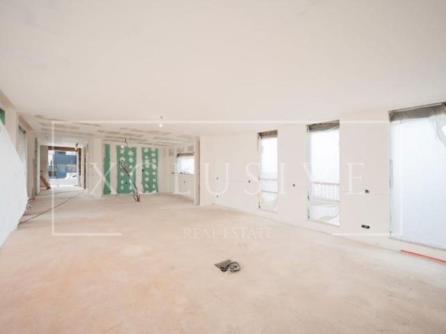 Vivienda exclusiva de 527 m2 en venta Villaviciosa de Odón, España