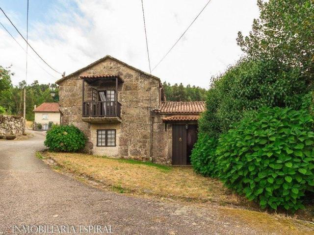 Vivienda exclusiva de 538 m2 en venta Cotobade, Galicia