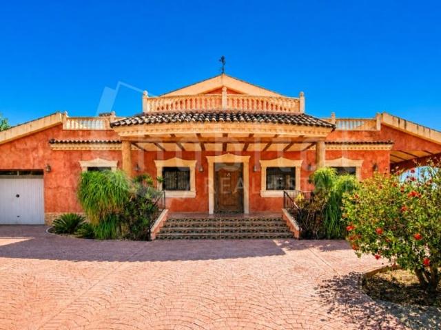 Vivienda exclusiva de 550 m2 en venta Orihuela, Comunidad Valenciana