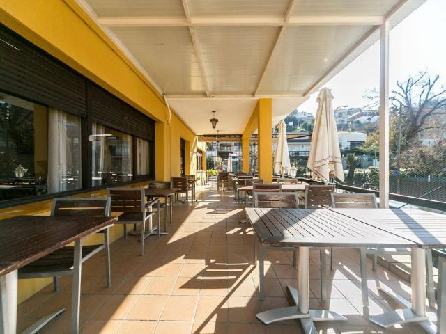 Vivienda exclusiva de 591 m2 en venta Cerdanyola del Vallès, Cataluña