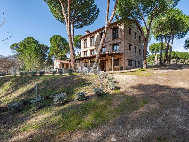 Vivienda exclusiva de 620 m2 en venta San Martín de Valdeiglesias, Comunidad de Madrid