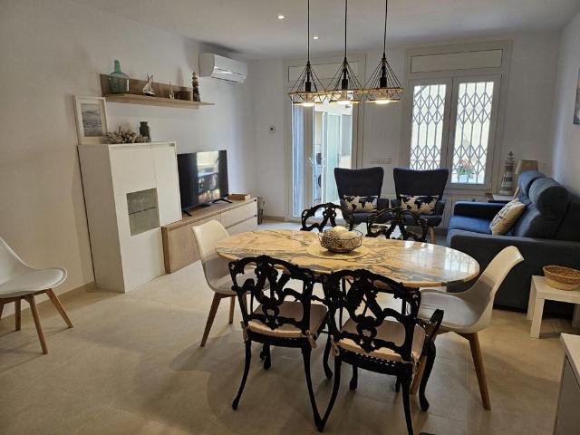 Vivienda exclusiva de 99 m2 en alquiler Palamós, España