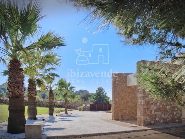 Vivienda de alto standing de 456 m2 en venta San Jose de la Atalaya, España