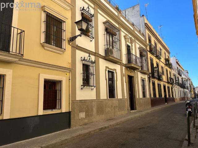 Vivienda de alto standing de 157 m2 en venta Sevilla, España