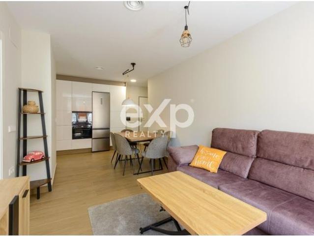 VIVIENDA EXCLUSIVA Y TOTALMENTE ADAPTADA EN GIJÓN – DISEÑO, ACCESIBILIDAD Y CONFORT A ESTRENAR