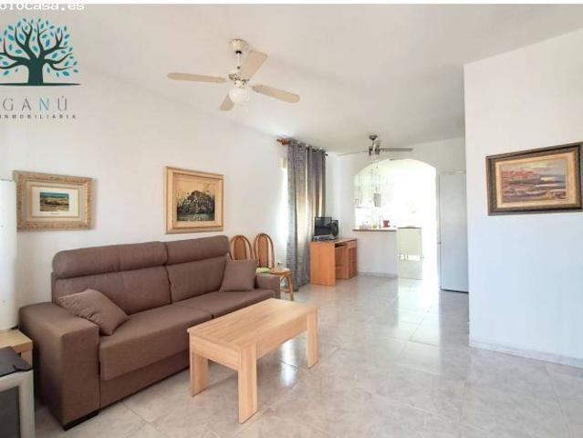 VIVIENDA INDEPENDIENTE CON PISCINA EN ALAMILLO