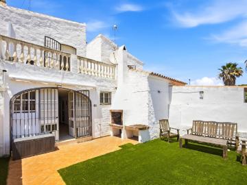 Excepcional Vivienda junto al Campo de Golf Campano – lista para entrar a disfrutar