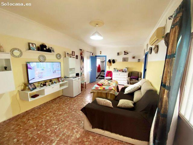 Vivienda luminosa con patio y amplias azoteas con vistas al campo en Paseo de San Juan – Alcalá de l