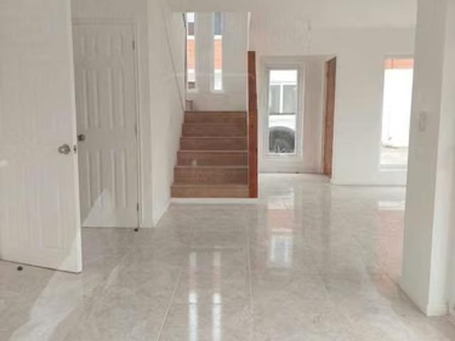 Vivienda Moderna en Entorno Tranquilo 1702 | dormitorios por 3490.00 en Peñaflor