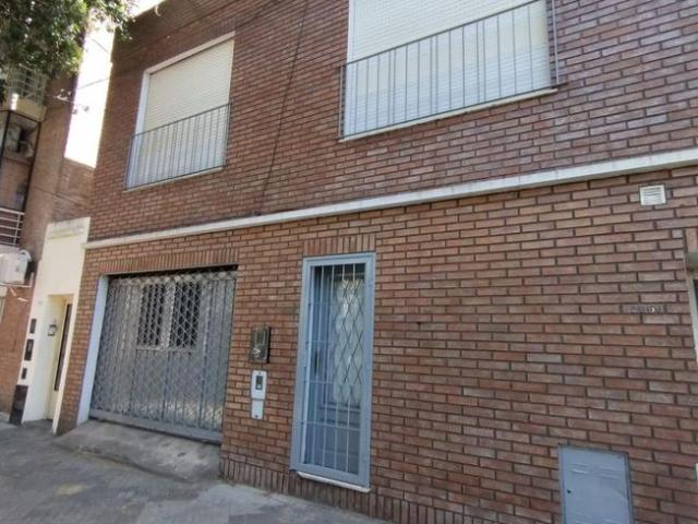 Vivienda o local comercial en Luis Agote