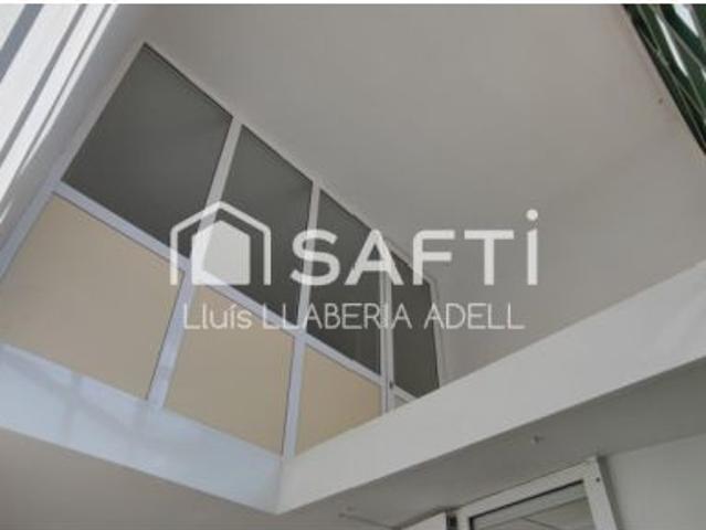 Vivienda / para LOFT / LOCAL DE 2 PLANTAS, en casco antiguo de Tarragona, cerca de plaza con zona co