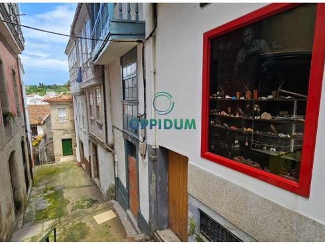Vivienda para reforma en Betanzos, A Coruña