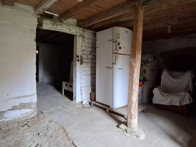 VIVIENDA PARA REFORMAR EN FUENTECÉN