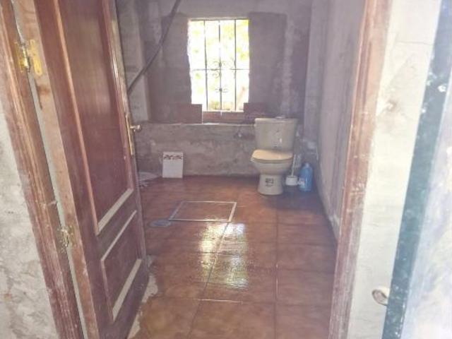 ? Vivienda para reformar en Villaverde del Río – ¡Hazla tuya!