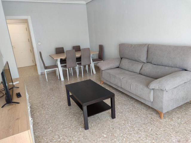 VIVIENDA REFORMADA DE 3 DORMITORIOS BARRIO SAN JUAN