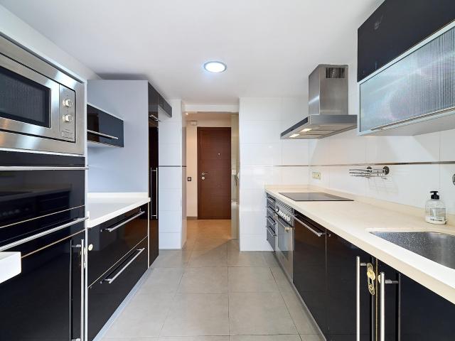 Vivienda reformada en Terramelar Paterna, lista para entrar a vivir