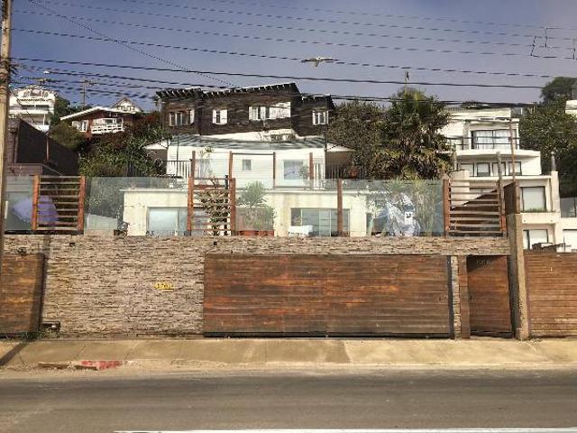 vivienda segura frente al mar con venta de garege