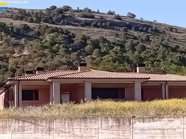 VIVIENDA SUPER EXCLUSIVA EN GUMIEL DE MERCADO