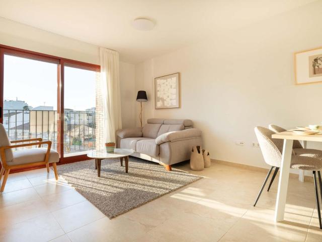 Vivienda de 2 dormitorios por 105.000. € !
