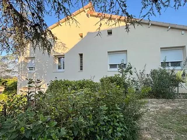 Viviers 07220 Achat / Vente maison 7 pièces t7 jardin terrasse