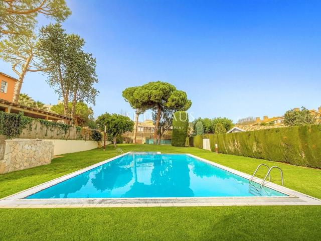 Vivir en el auténtico corazón de Alella 532m² Alella