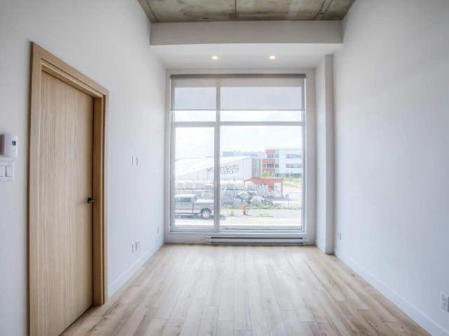 VIVRE 1 — One Bedroom A